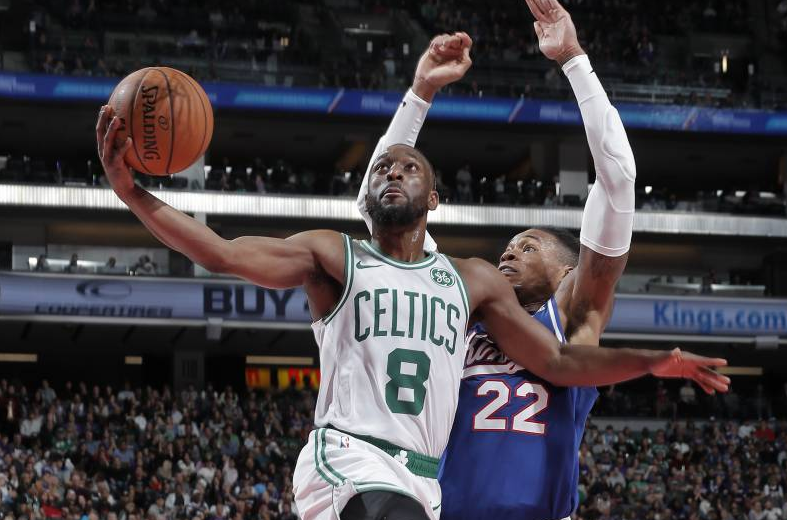 NBA湖人加时争议三分绝杀快船终结四连胜登顶引热议